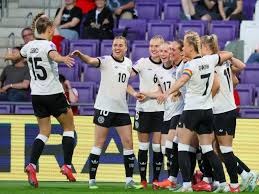 F1季前最后测试惊险飙第一 拉塞尔为揭幕战磨拳擦掌